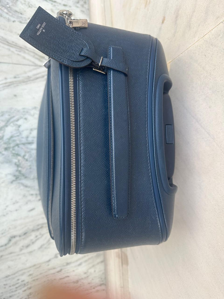 Louis Vuitton Ardoise Taiga Leather Pegase 45 Business Luggage