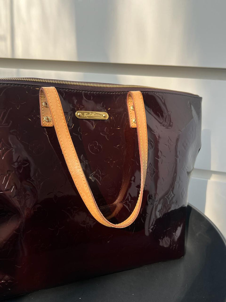 Louis Vuitton Amarante Vernis Monogram Bellevue Tote Bag