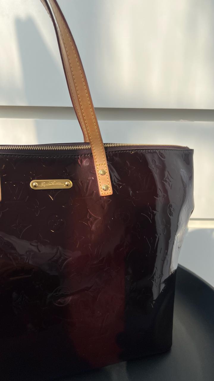Louis Vuitton Amarante Vernis Monogram Bellevue Tote Bag