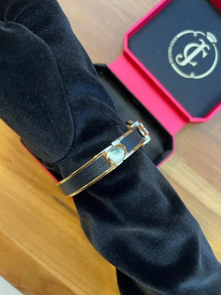 Juicy Couture Heart Hinged Bangle