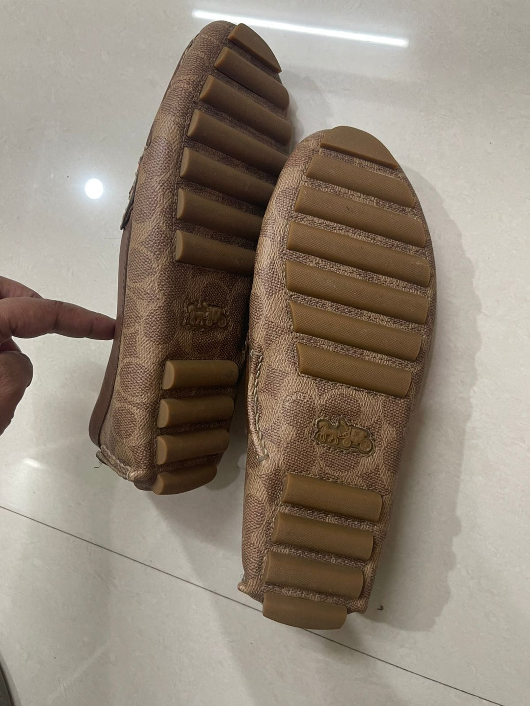 Coach Mott Signature Driver Loafers Size 40