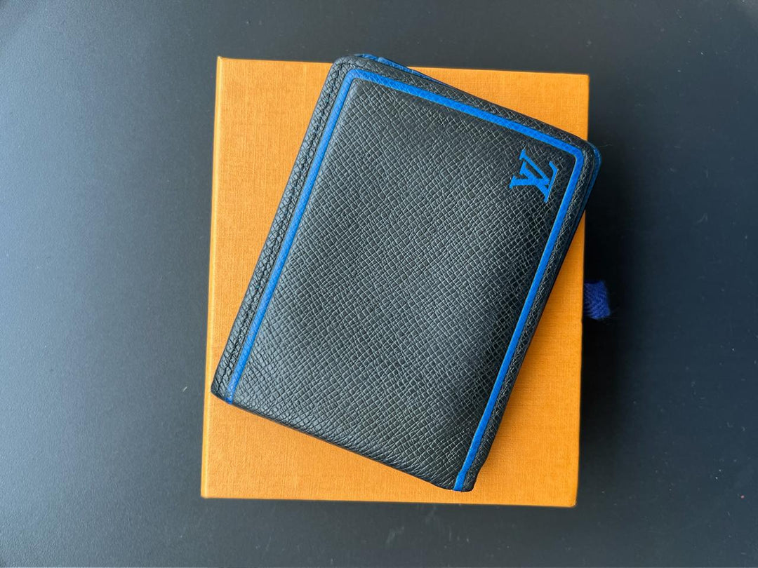 Louis Vuitton Black/Blue Taiga Leather Multiple Wallet