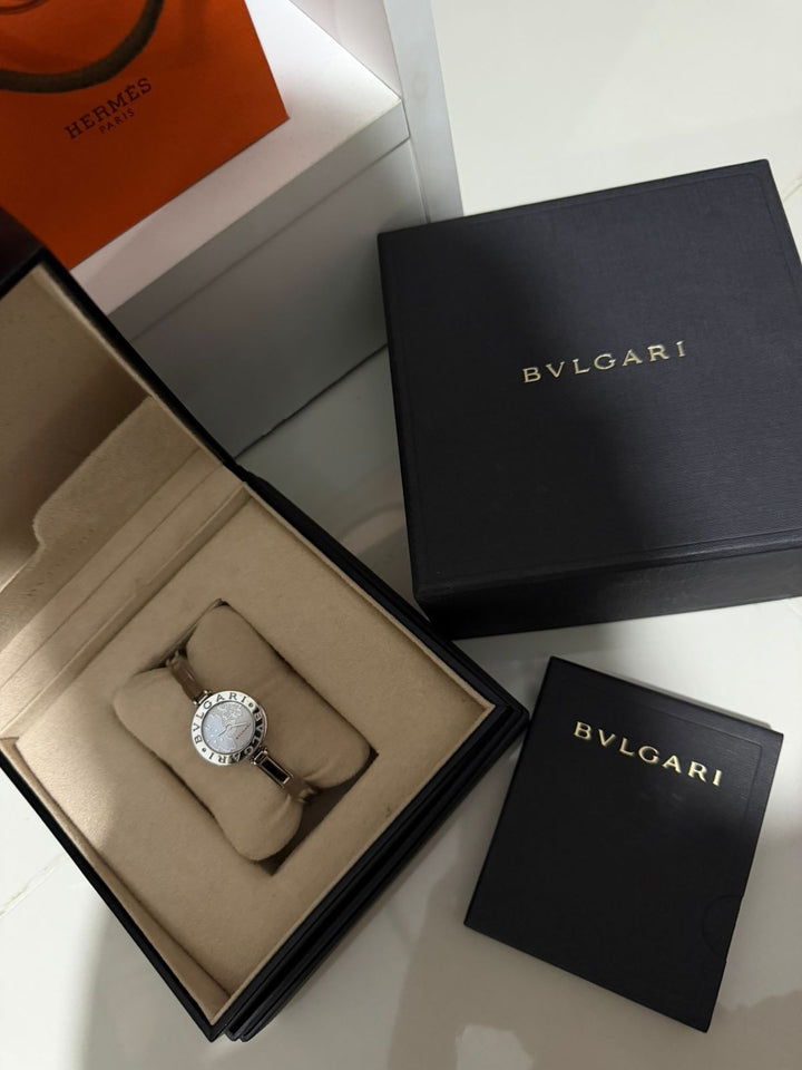 Bvlgari Mother of Pearl Flower Motif Diamond Women's Watch