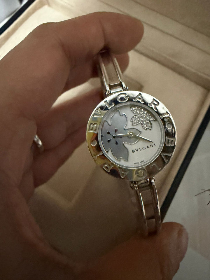 Bvlgari Mother of Pearl Flower Motif Diamond Women's Watch