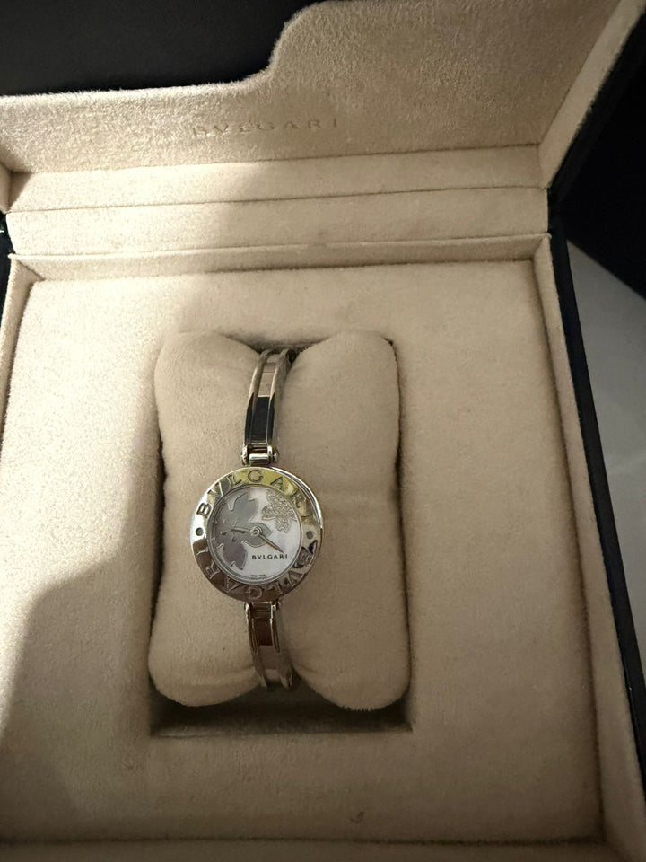 Bvlgari Mother of Pearl Flower Motif Diamond Women's Watch