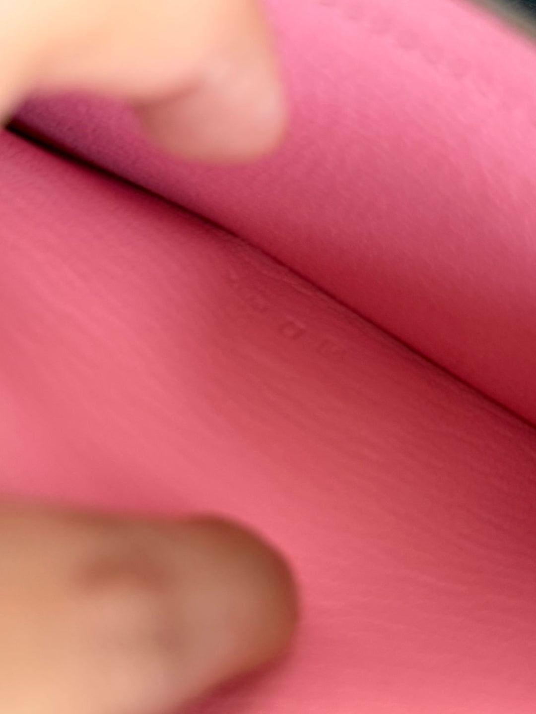 Hermès Bearn Soufflet Rose Sakura Chevre Long Wallet