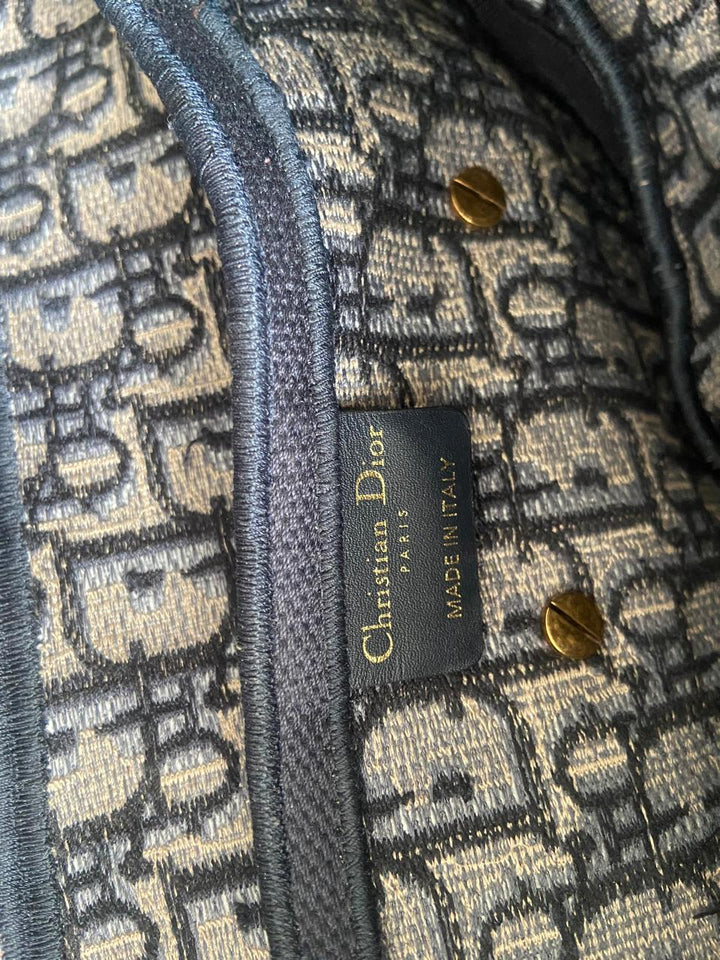 Dior Saddle Bag – Blue Dior Oblique Embroidery