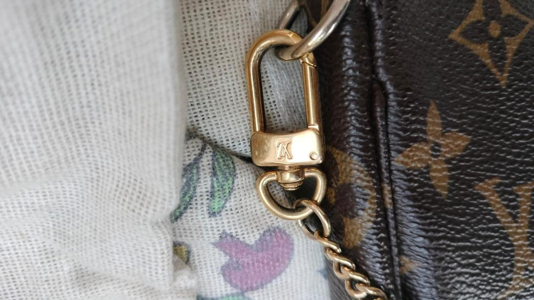 Louis Vuitton Mini Pochette Accessoires