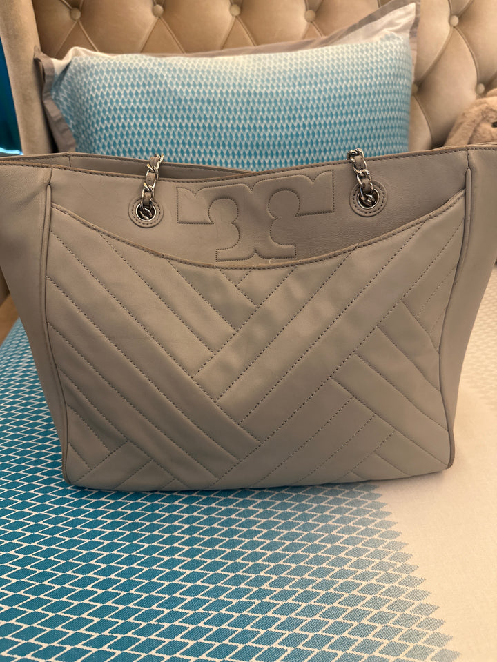 Tory Burch Grey Quilted Leather Alexa Chain Tote