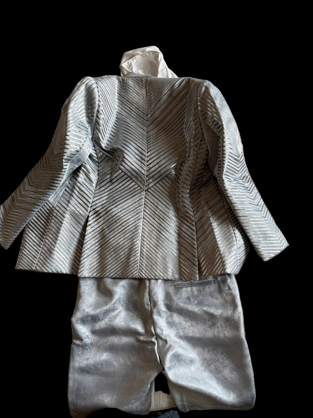 Amit Aggarwal Silver-Grey Textured Tuxedo Set
