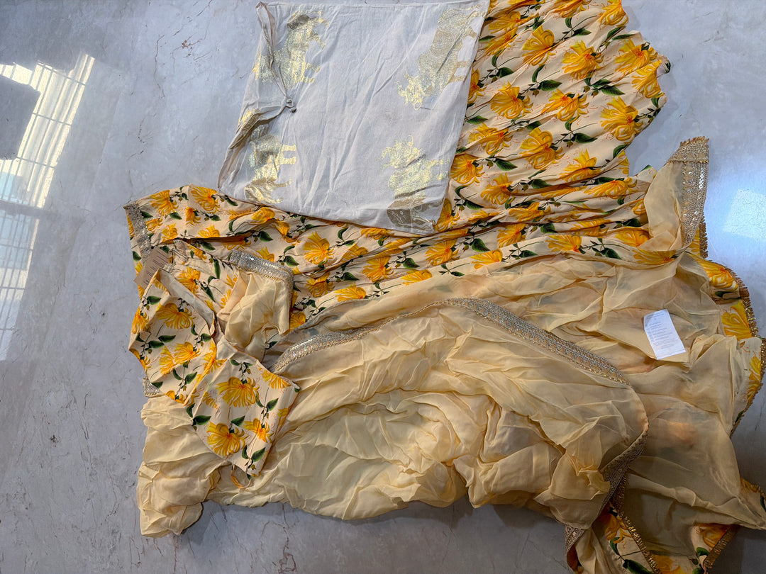 Masaba Vanilla Mist Cape Set