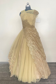 Shanthanu and nikhil Gown