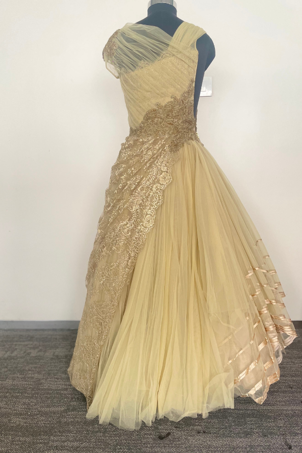 Shanthanu and nikhil Gown