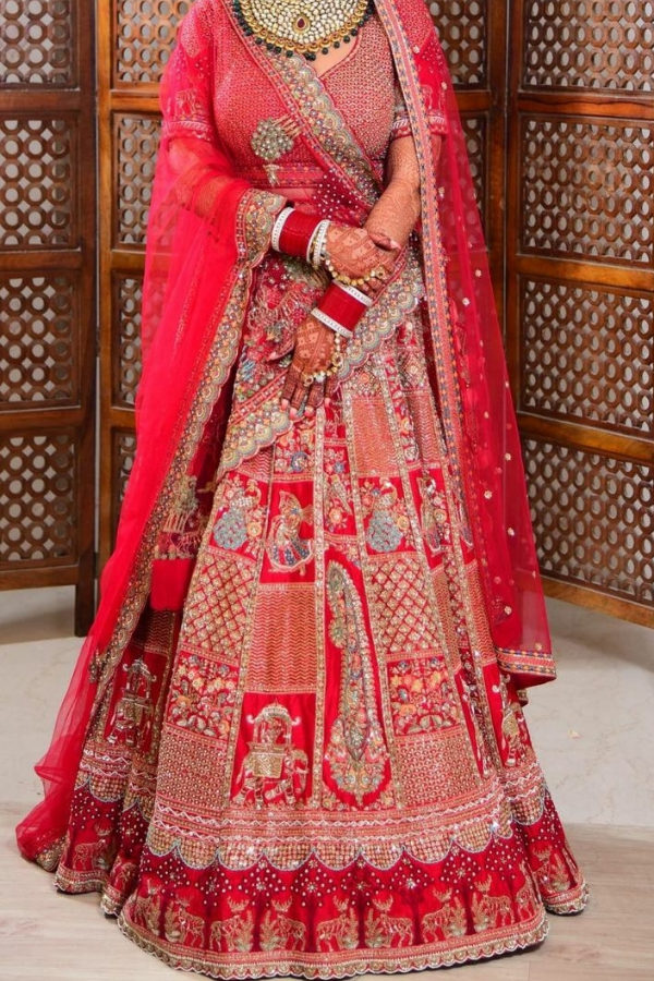 Draped Cocktail Saris - Frontier Raas-Bridal Wear | Bridal wear, Lehenga  jewellery, Evening gowns