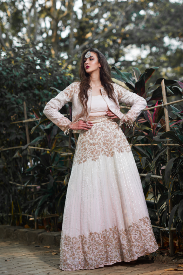 IVORY PINK OMBRE EMBROIDERED LEHANGA SET