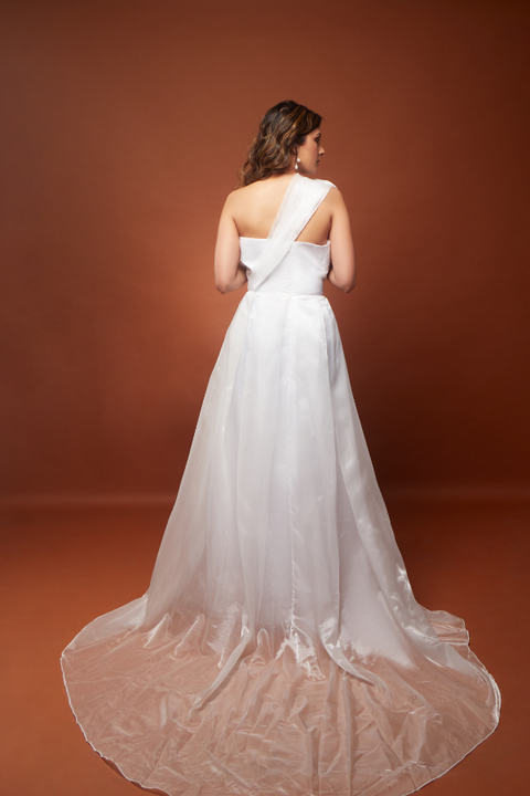 Shehnaaz Gill looks mesmerizing in a white organza dress – ThePrint –  ANIFeed